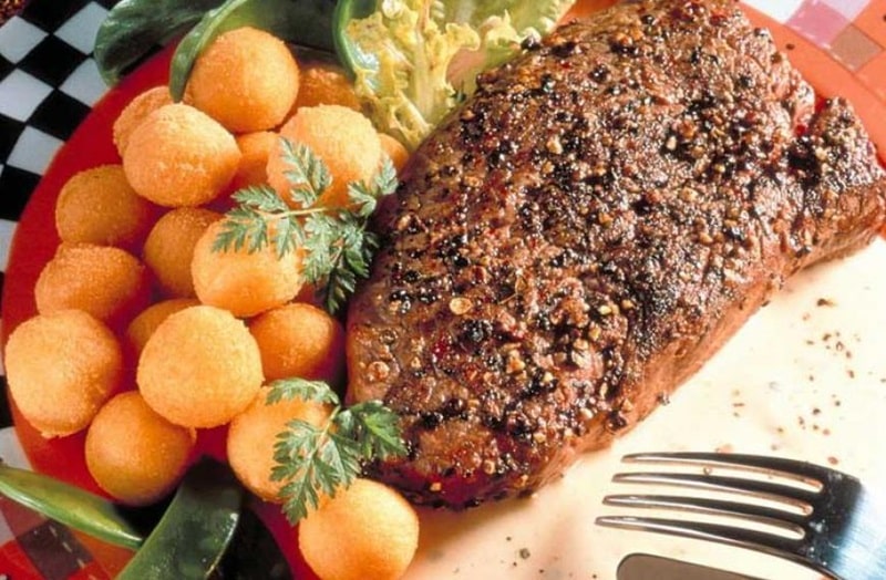 Cuisiner le pavé au poivre astuces et recettes pour un plat gourmet