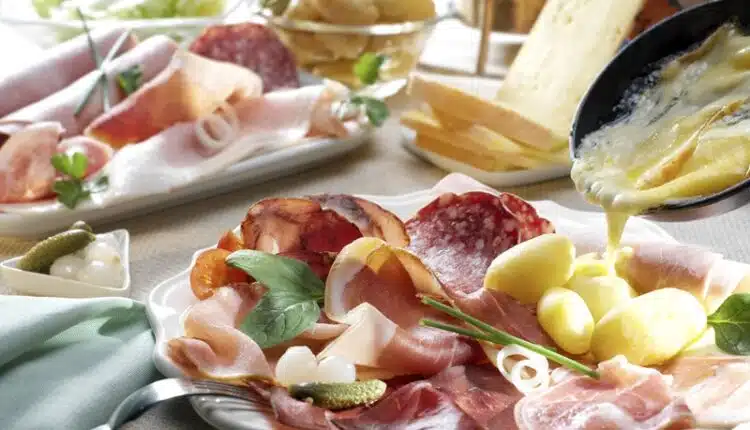 Sélection de charcuterie pour raclette les meilleurs choix pour un repas convivial